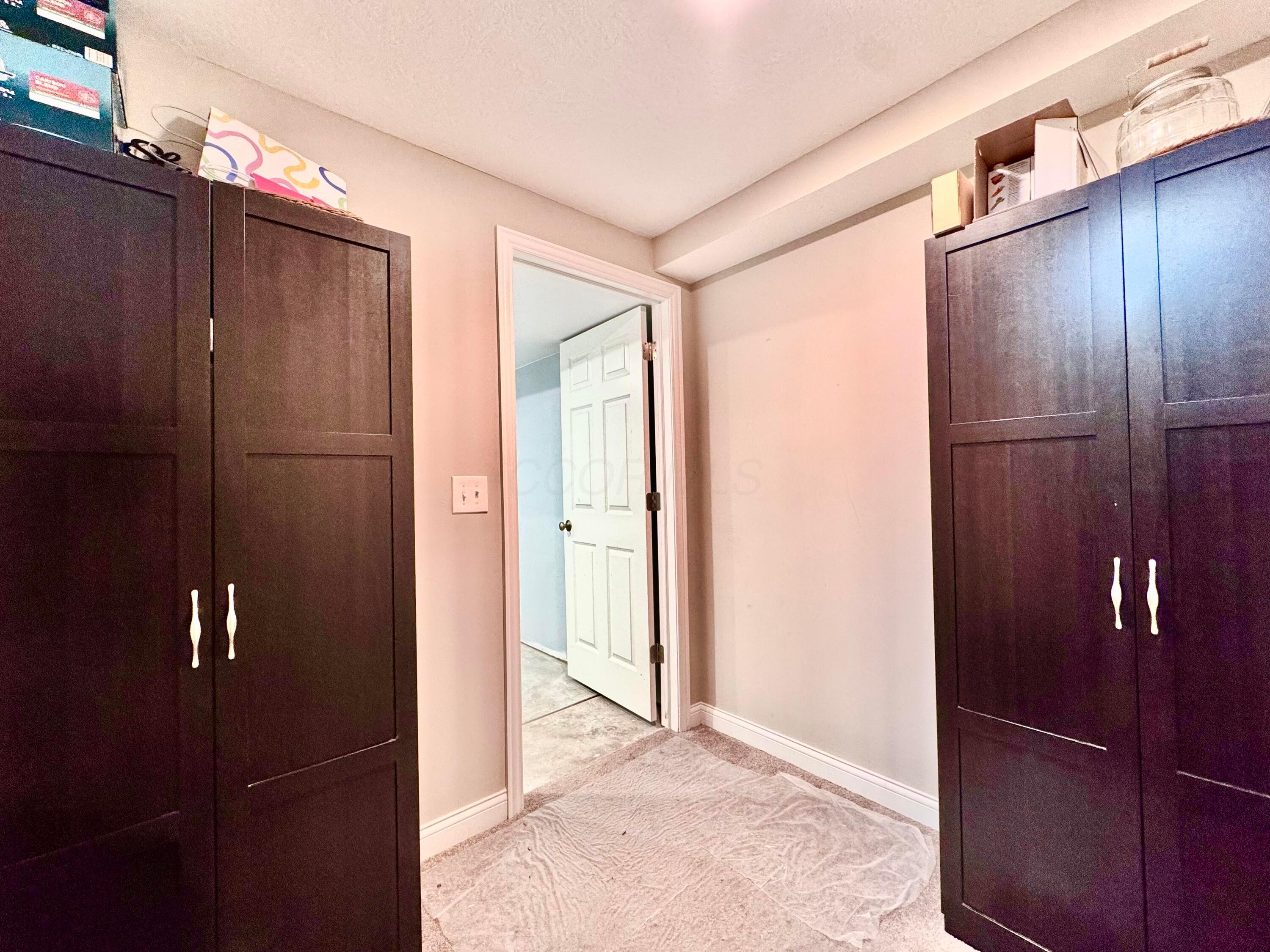 Powell, Ohio, 43065, United States, 3 Bedrooms Bedrooms, ,2 BathroomsBathrooms,Residential,For Sale,1989731