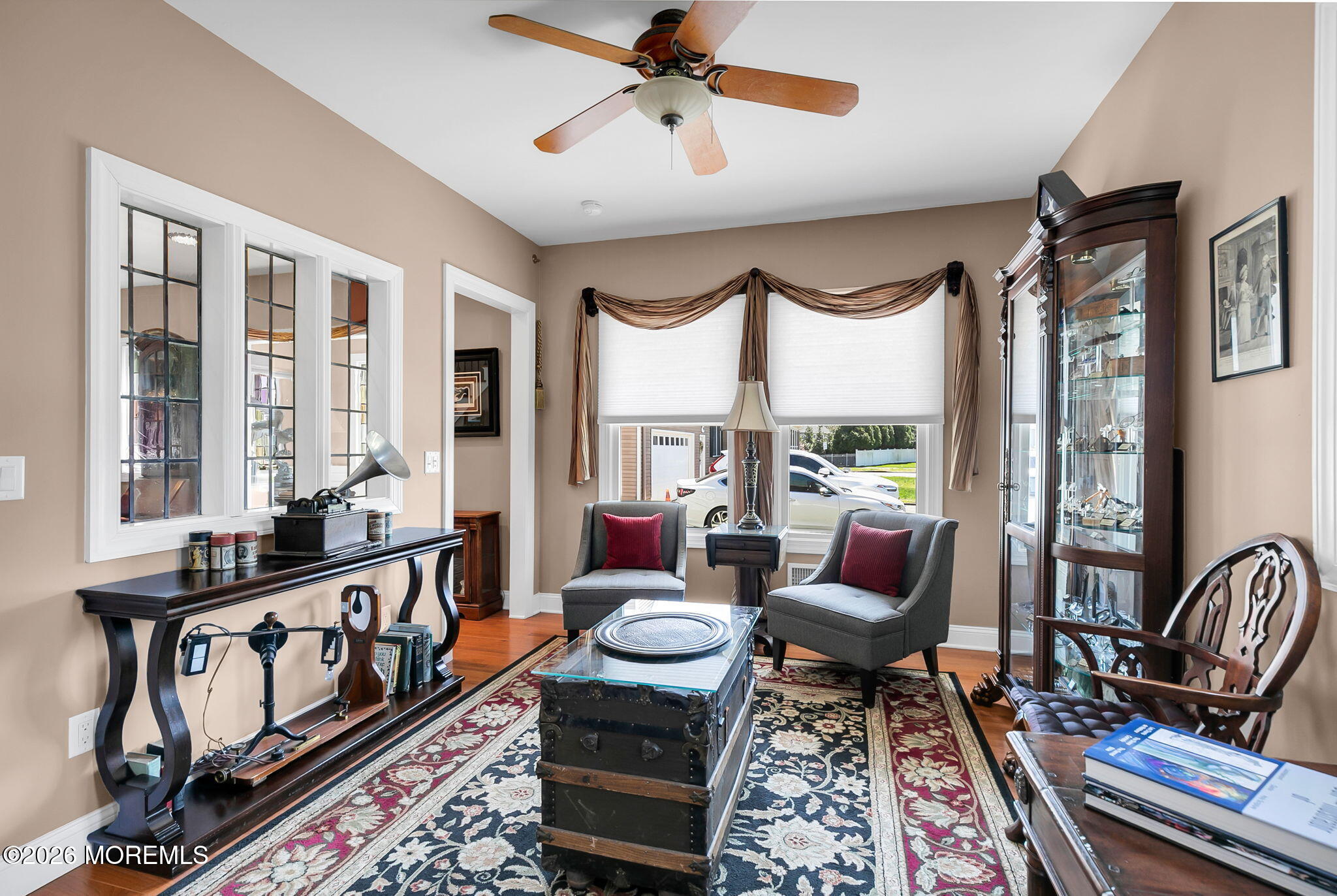 Red Bank, New Jersey, 07701, United States, ,3 BathroomsBathrooms,Residential,For Sale,2040176