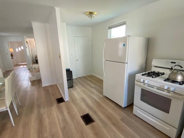 Belmar, New Jersey, 07719, United States, 3 Bedrooms Bedrooms, ,2 BathroomsBathrooms,Residential,For Sale,1923149