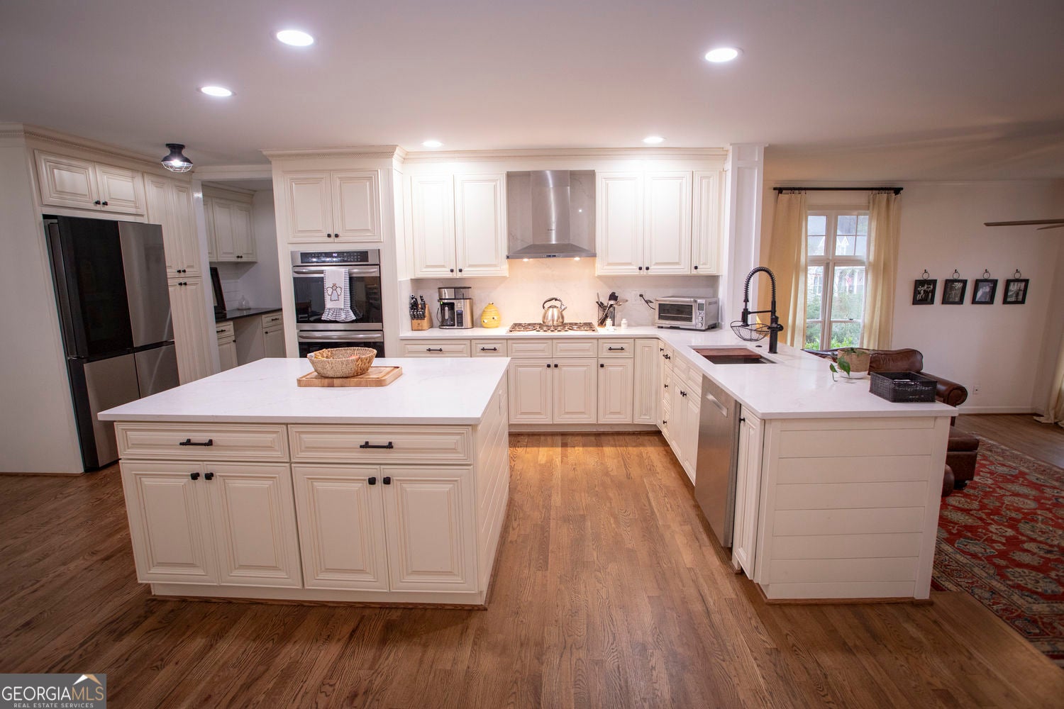 Marietta, Georgia, 30064, United States, 5 Bedrooms Bedrooms, ,4 BathroomsBathrooms,Residential,For Sale,2016385