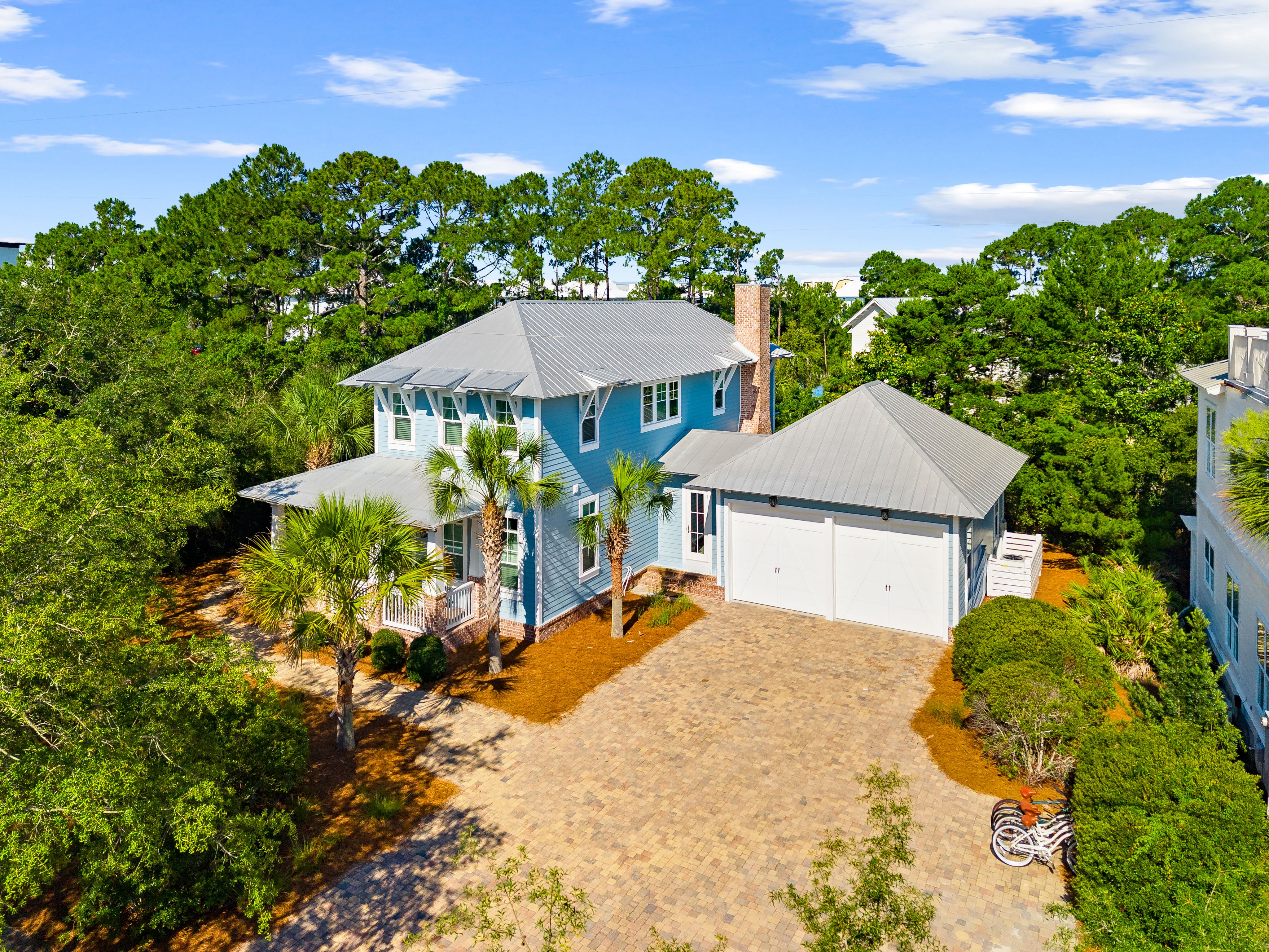  Custom Coastal Home with Privacy, Pool & No HOA - 物件實景