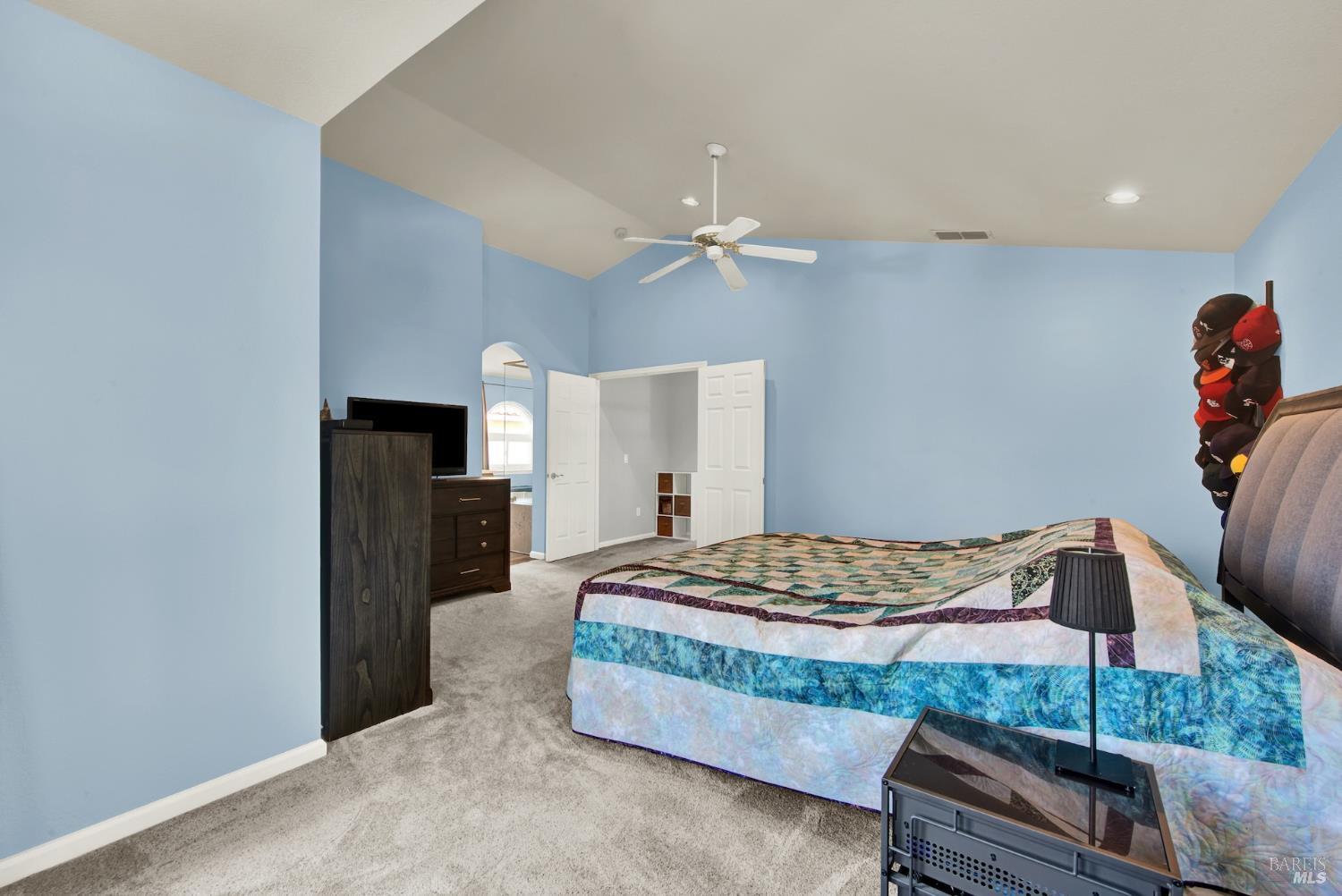 Vacaville, California, 95687, United States, 4 Bedrooms Bedrooms, ,3 BathroomsBathrooms,Residential,For Sale,1856071