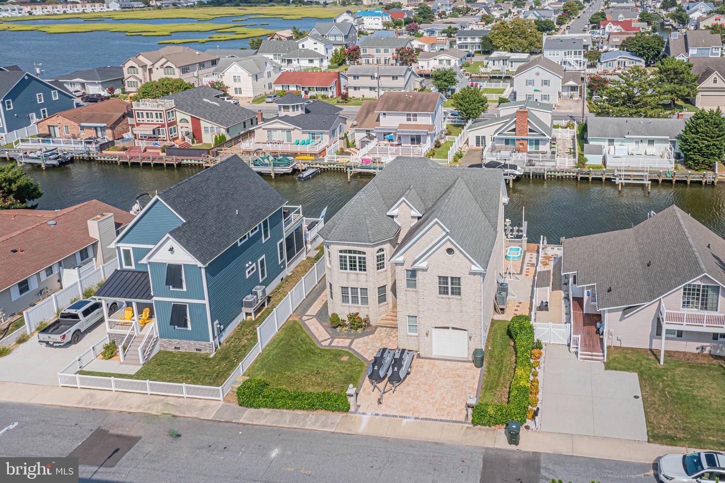 Ocean City, Maryland, 21842, United States, 4 Bedrooms Bedrooms, ,5 BathroomsBathrooms,Residential,For Sale,1901864