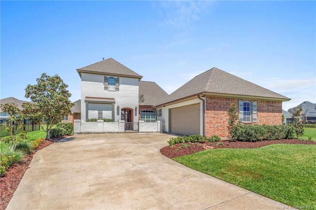 Lake Charles, Louisiana, 70605, United States, 4 Bedrooms Bedrooms, ,4 BathroomsBathrooms,Residential,For Sale,1978756