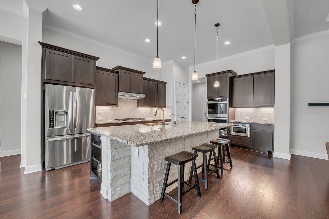 Lago Vista, Texas, 78645, United States, 4 Bedrooms Bedrooms, ,4 BathroomsBathrooms,Residential,For Sale,1987507