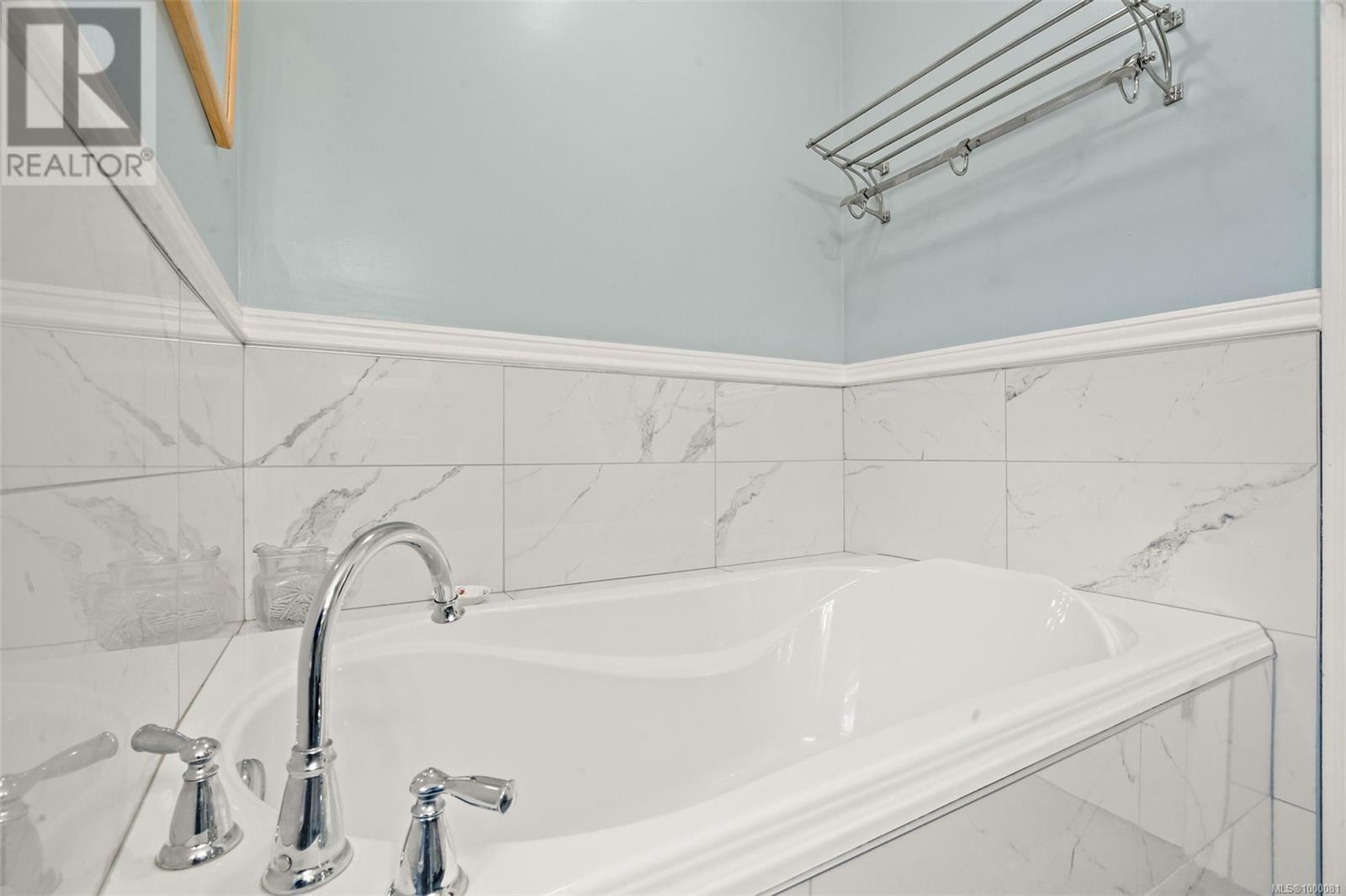 SOOKE, British Columbia, V9Z 0N5, CA, 5 Bedrooms Bedrooms, ,2 BathroomsBathrooms,Residential,For Sale,1874299
