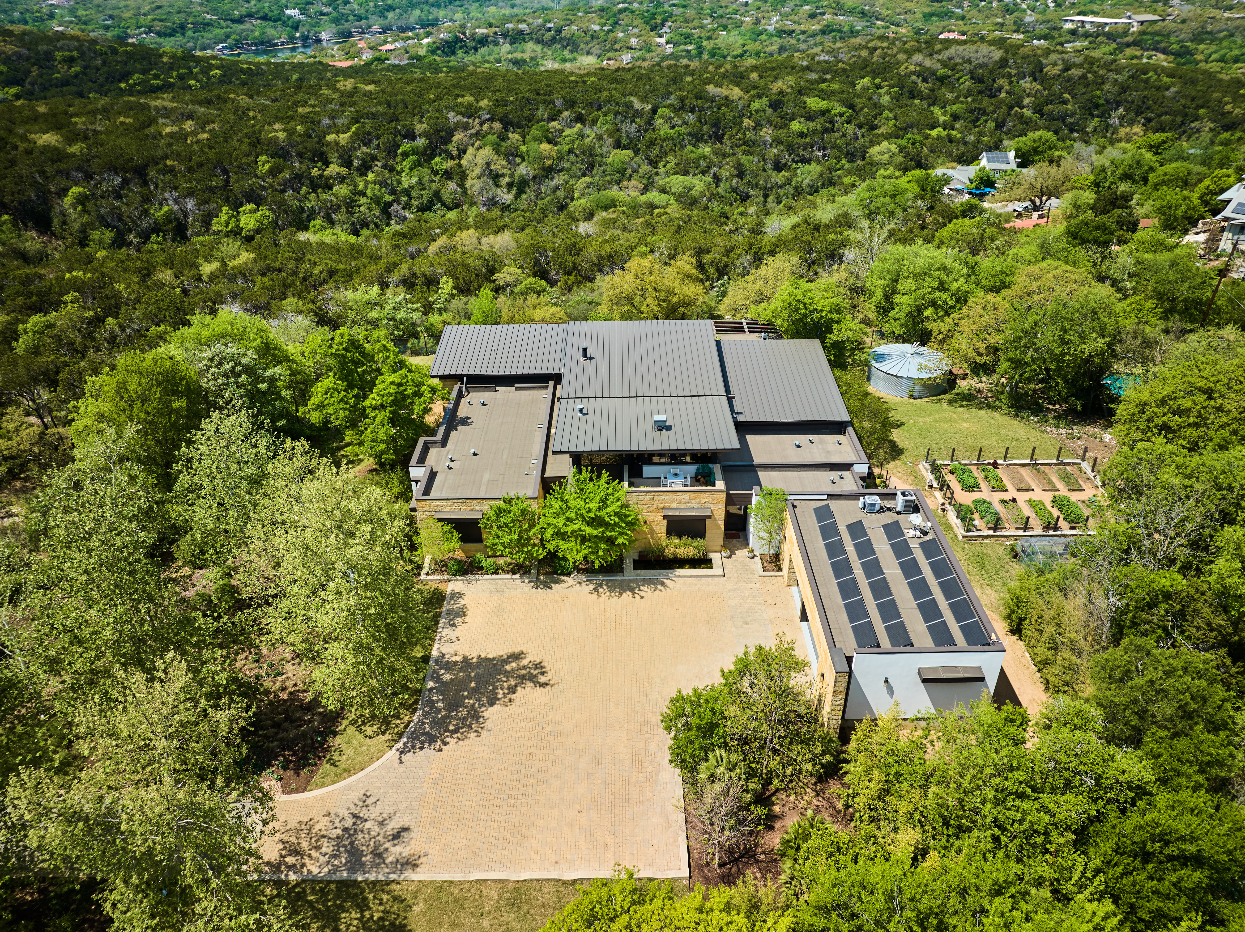  The Lake View Modern Garden Estate - 物件實景