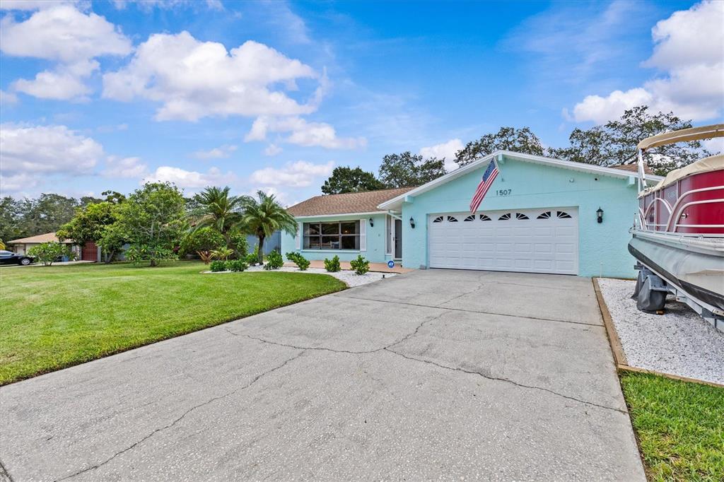 Tarpon Springs, Florida, 34689, United States, 3 Bedrooms Bedrooms, ,2 BathroomsBathrooms,Residential,For Sale,1925047