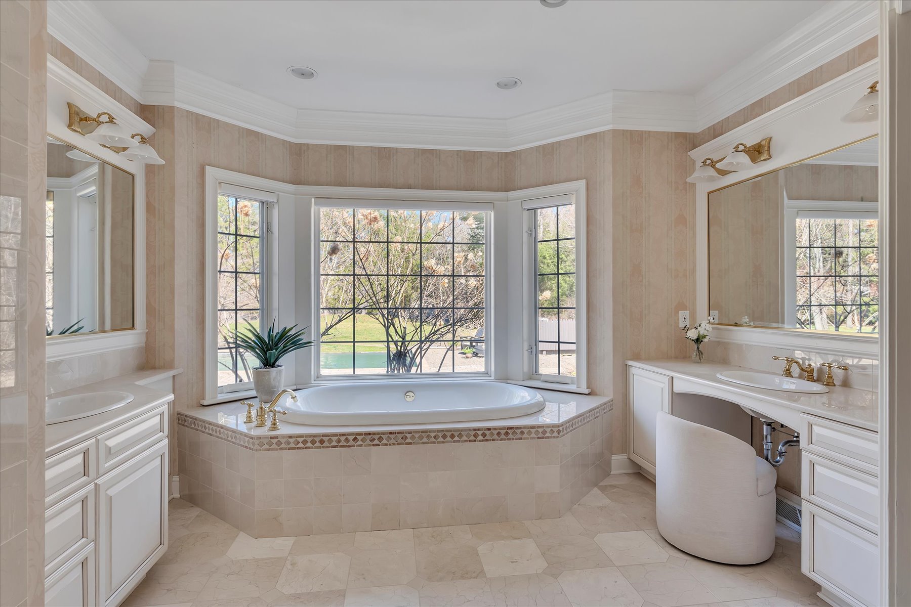  5 Old English Road, Slingerlands, NY 12159 - 物件實景