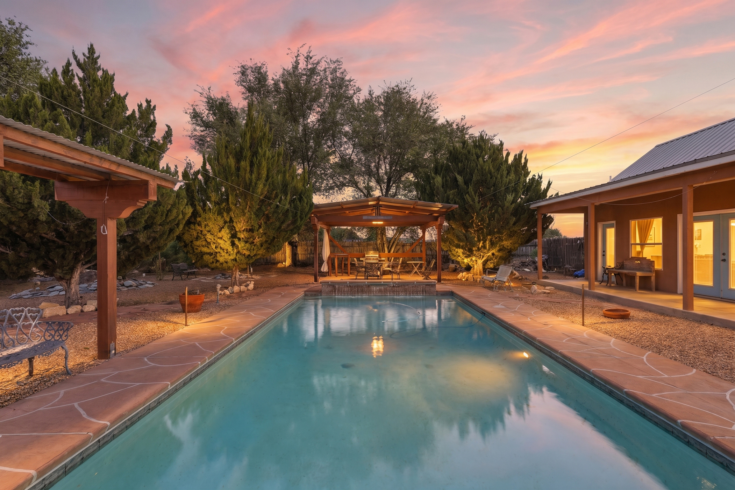 Los Lunas, New Mexico, 87031, United States, 5 Bedrooms Bedrooms, ,5 BathroomsBathrooms,Residential,For Sale,2048423
