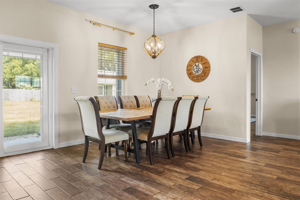 Bartow, Florida, 33830, United States, 3 Bedrooms Bedrooms, ,4 BathroomsBathrooms,Residential,For Sale,2002035