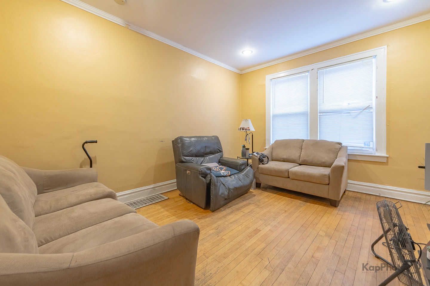 Chicago, Illinois, 60641, United States, 4 Bedrooms Bedrooms, ,Residential,For Sale,1975568