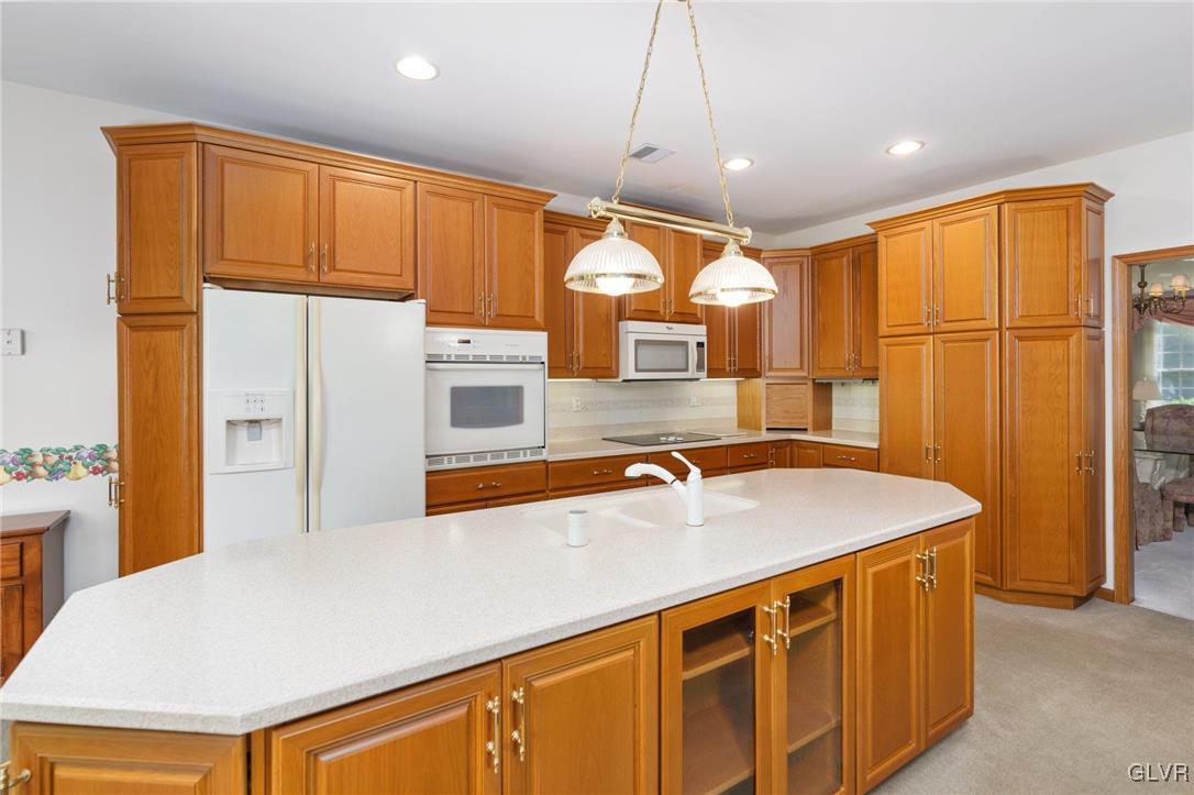 Upper Saucon Twp, Pennsylvania, 18034, United States, 3 Bedrooms Bedrooms, ,3 BathroomsBathrooms,Residential,For Sale,1928759