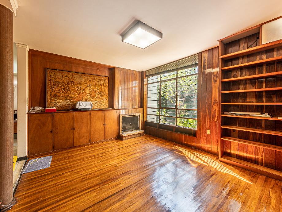 Miguel Hidalgo, Ciudad de México, 11000, Mexico, 4 Bedrooms Bedrooms, ,2 BathroomsBathrooms,Residential,For Sale,1699454