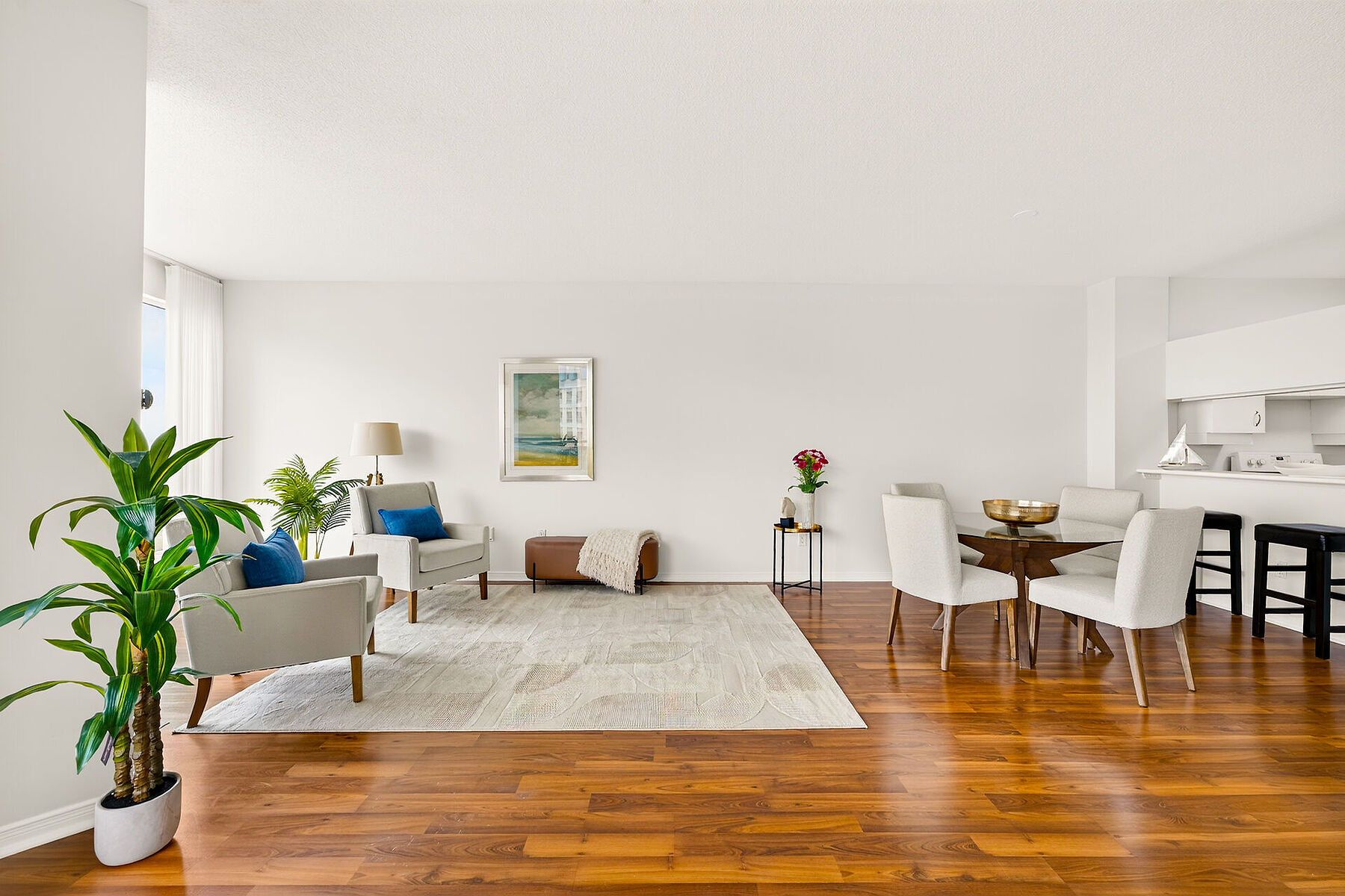  Desirable Waterfront Condo - 物件實景