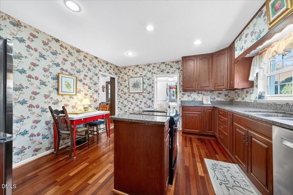 Youngsville, North Carolina, 27596, United States, 3 Bedrooms Bedrooms, ,3 BathroomsBathrooms,Residential,For Sale,2009238