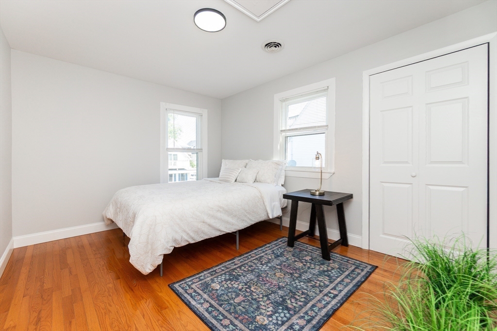 Winthrop, Massachusetts, 02152, United States, 6 Bedrooms Bedrooms, ,3 BathroomsBathrooms,Residential,For Sale,1904255