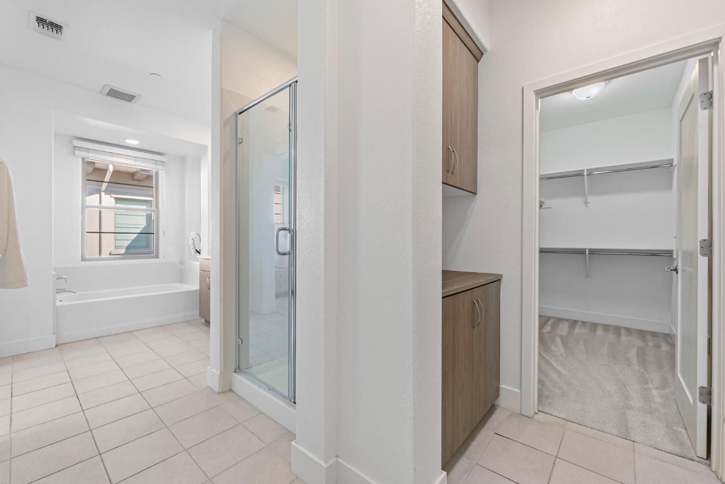 San Jose, California, 95131, United States, 4 Bedrooms Bedrooms, ,5 BathroomsBathrooms,Residential,For Sale,1991929