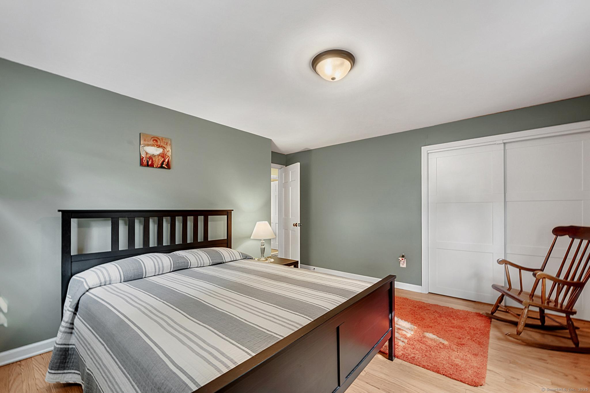 Middletown, Connecticut, 06457, United States, 4 Bedrooms Bedrooms, ,2 BathroomsBathrooms,Residential,For Sale,1920359
