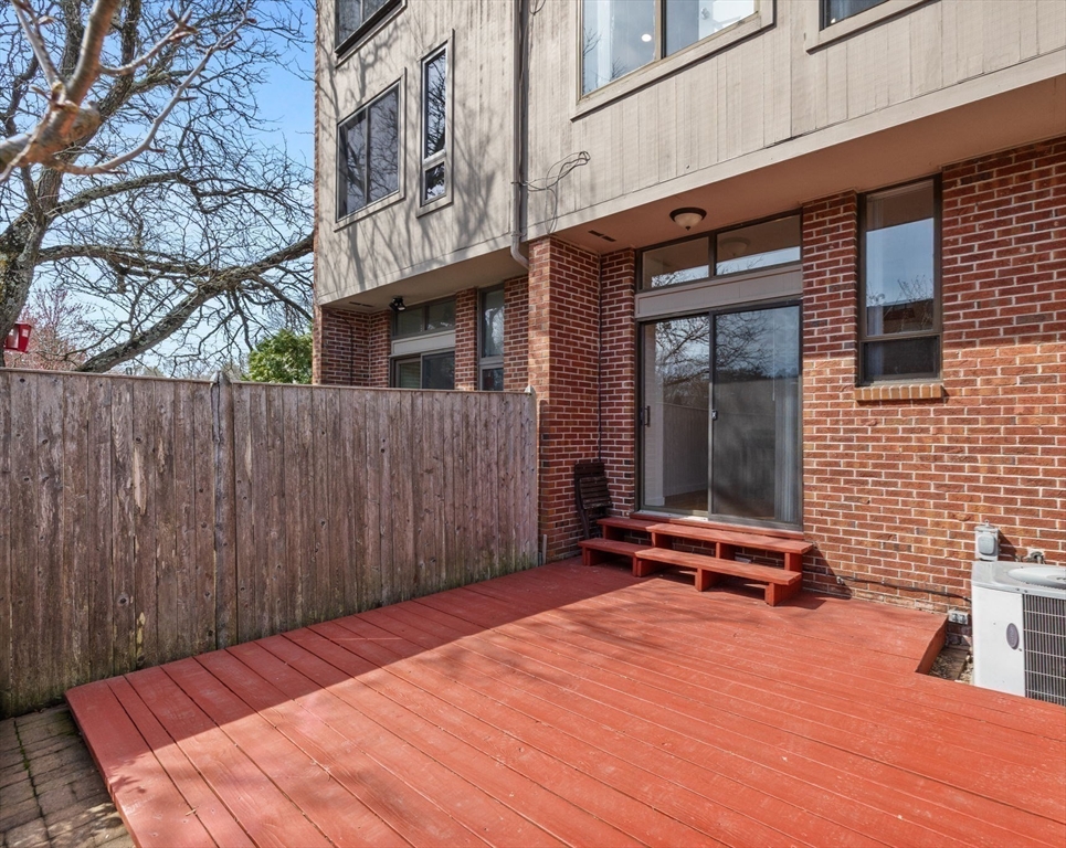 Cambridge, Massachusetts, 02138, United States, 3 Bedrooms Bedrooms, ,3 BathroomsBathrooms,Residential,For Sale,2040647