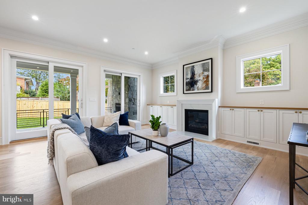 Chevy Chase, Maryland, 20815, United States, 6 Bedrooms Bedrooms, ,7 BathroomsBathrooms,Residential,For Sale,1976530