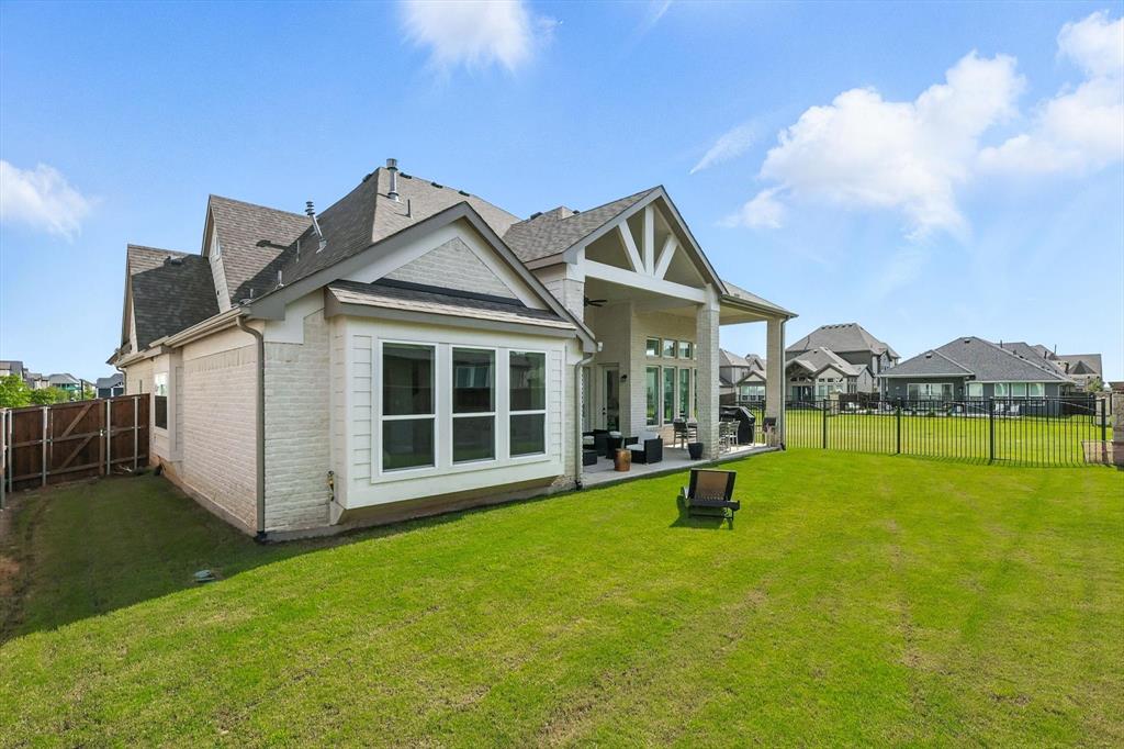 Prosper, Texas, 75078, United States, 4 Bedrooms Bedrooms, ,4 BathroomsBathrooms,Residential,For Sale,1897647