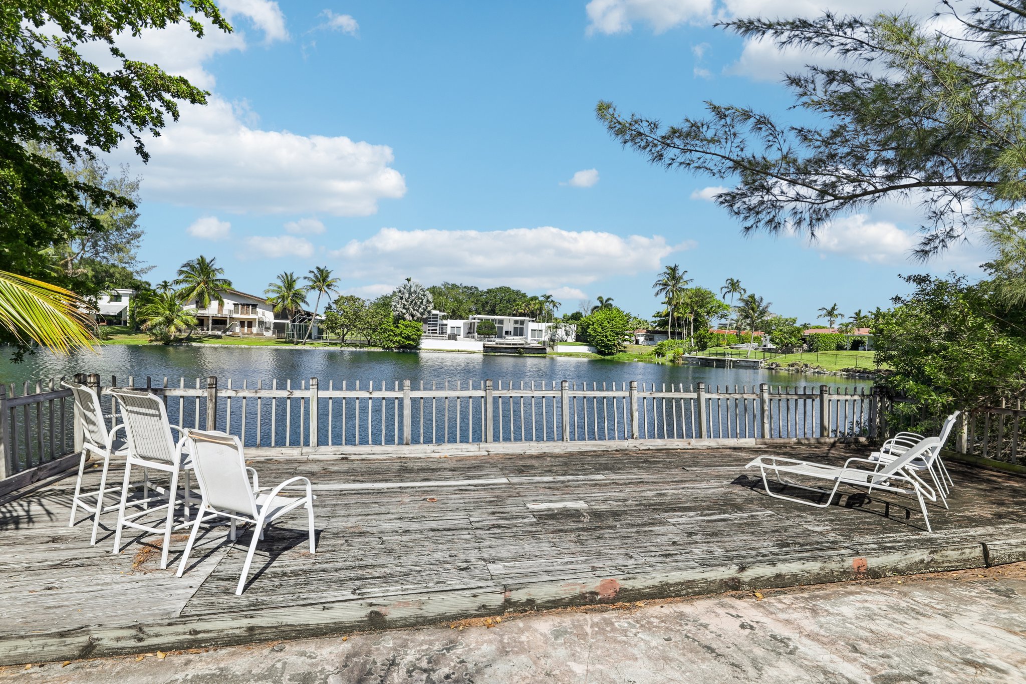  19805 NE 22nd Ave, Miami, FL, 33180 - 物件實景