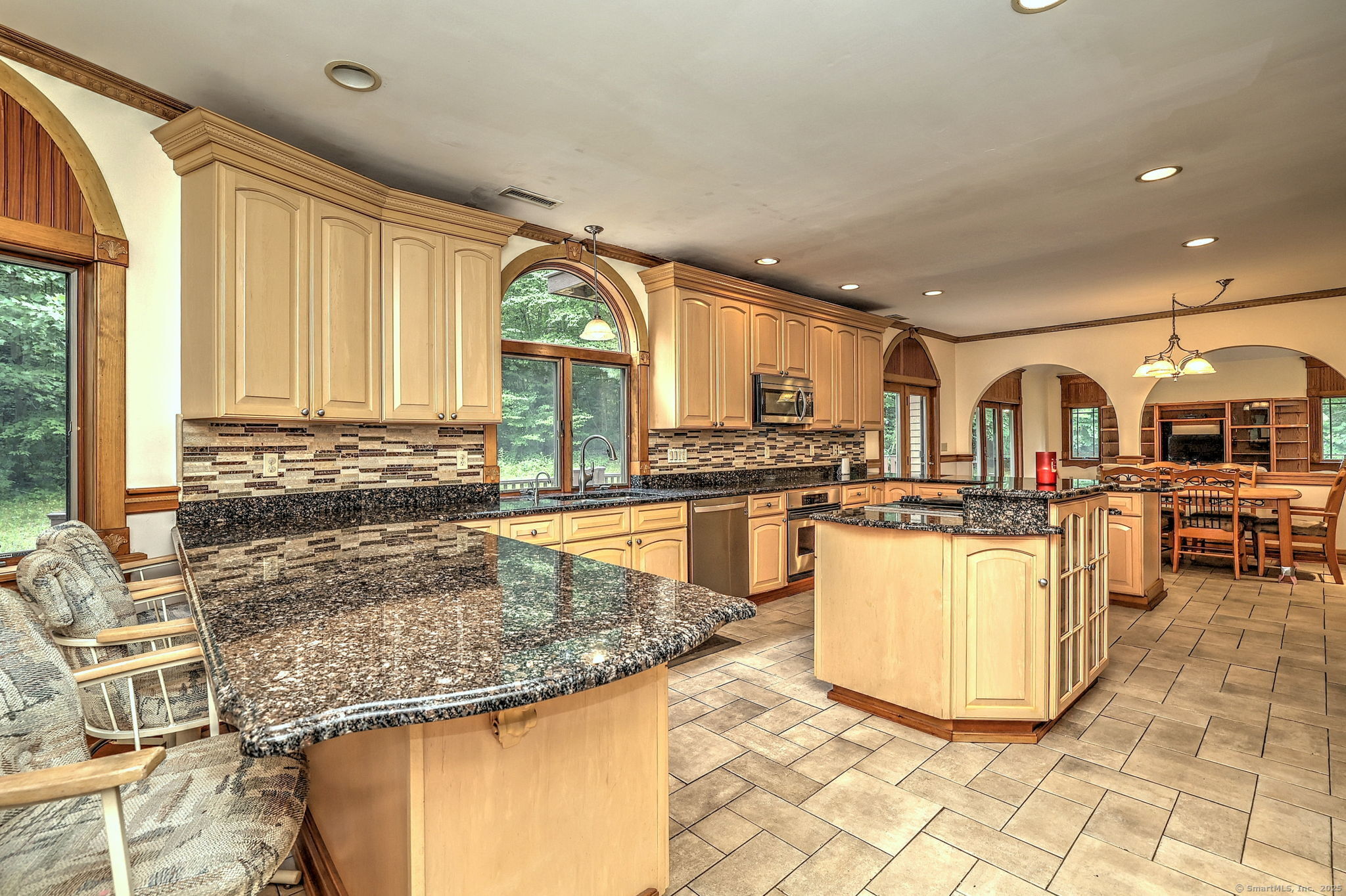 Bethany, Connecticut, 06524, United States, 4 Bedrooms Bedrooms, ,4 BathroomsBathrooms,Residential,For Sale,1905927