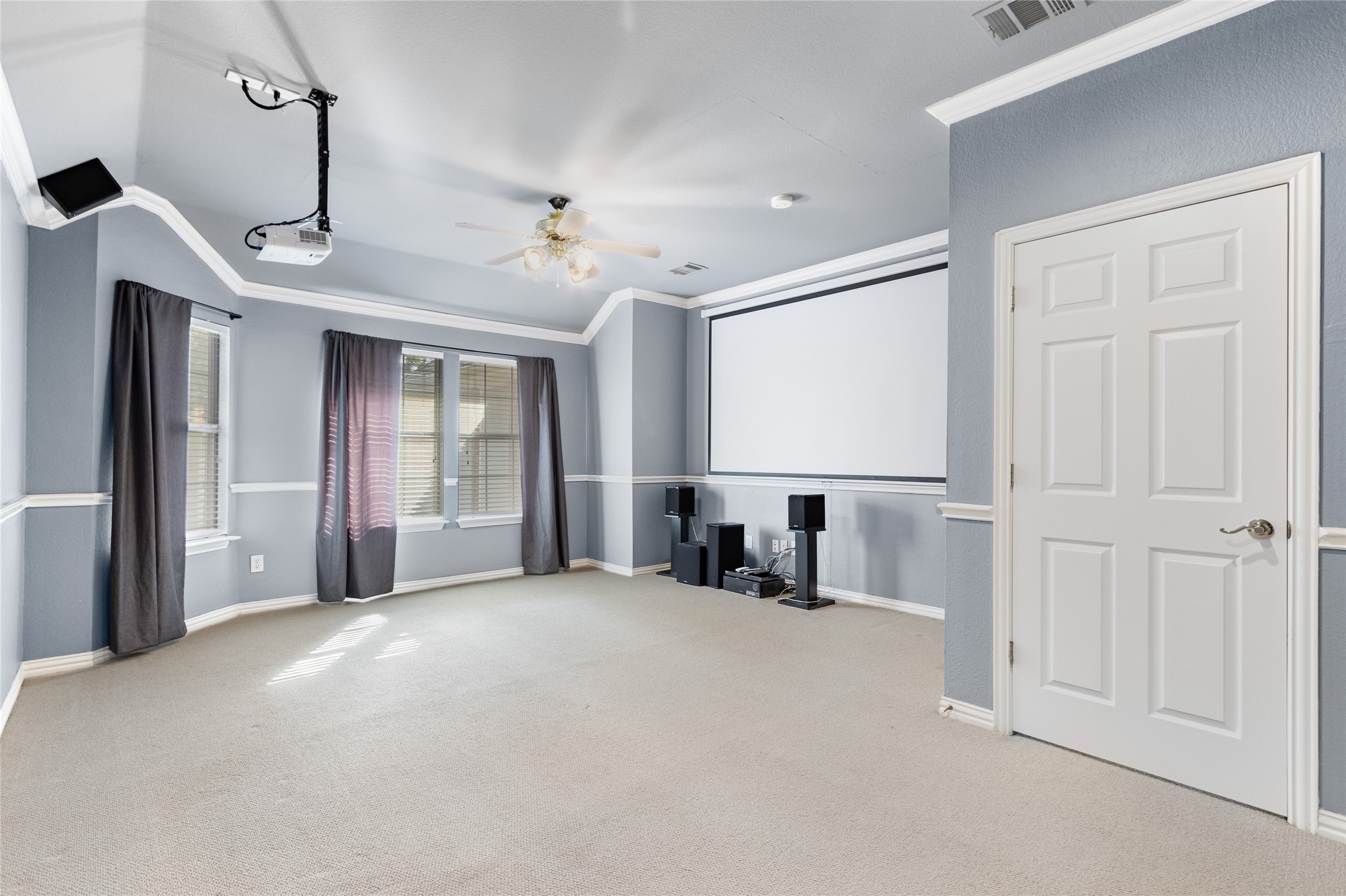 Plano, Texas, 75025, United States, 4 Bedrooms Bedrooms, ,4 BathroomsBathrooms,Residential,For Sale,1993481