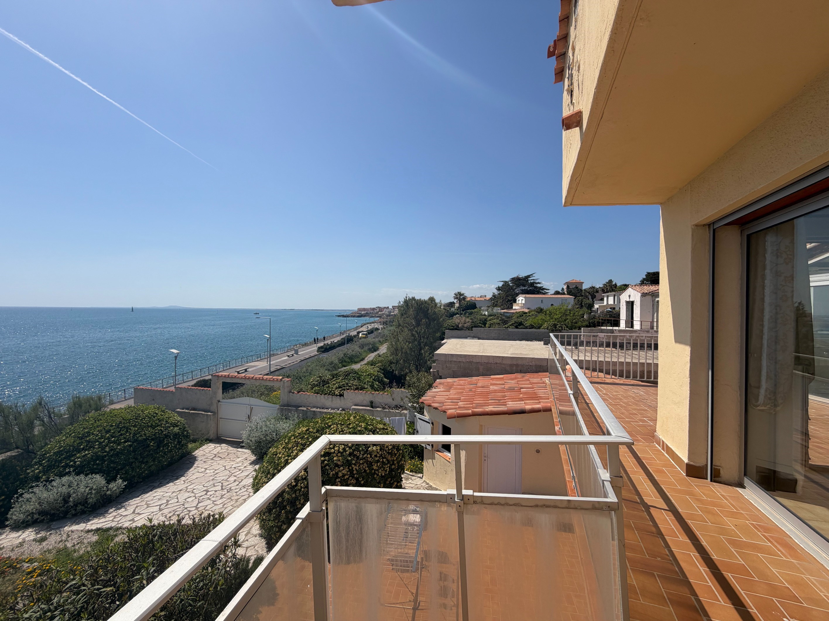  First line with sea view, 5-room duplex apartment... - 物件實景