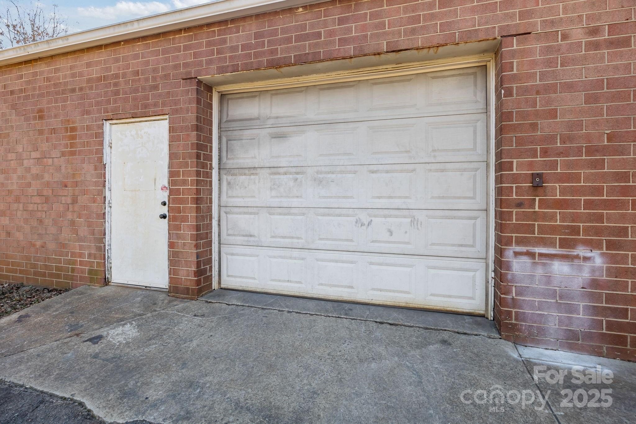 Statesville, North Carolina, 28677, United States, ,Residential,For Sale,2005927