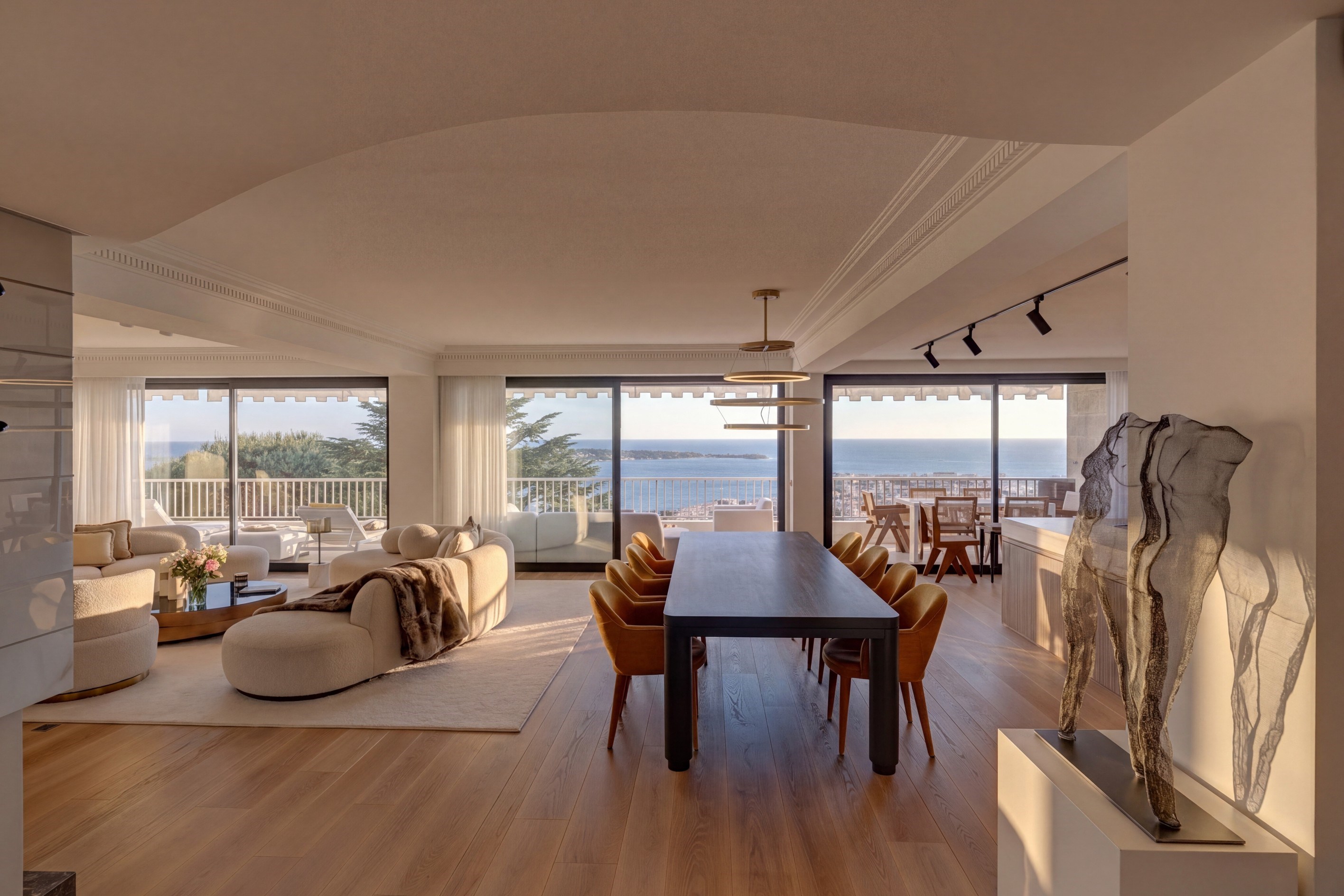  La Californie - Sea-view apartment in a secure residence with private shuttle s… - 物件實景