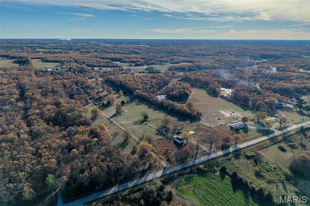 Lebanon, Missouri, 65536, United States, 4 Bedrooms Bedrooms, ,4 BathroomsBathrooms,Residential,For Sale,1976703