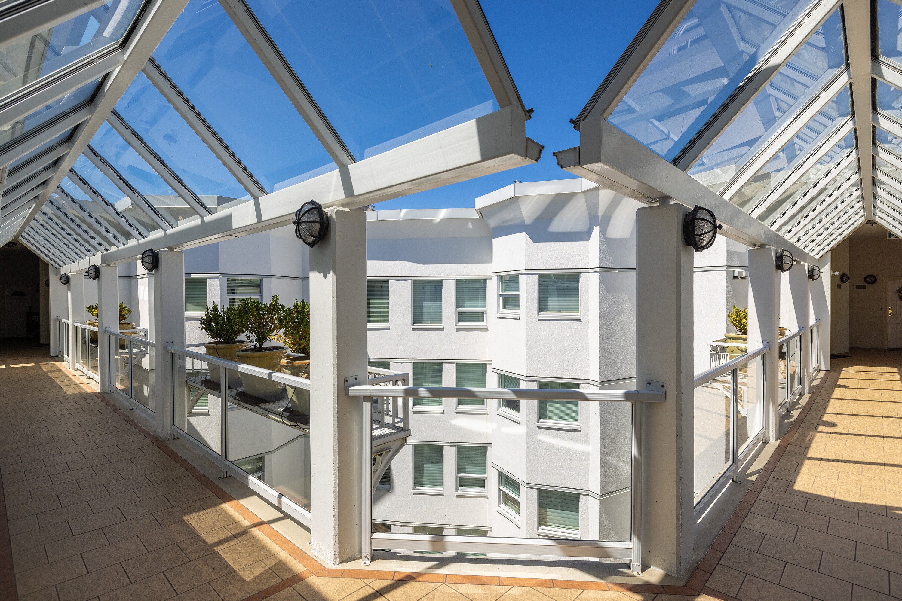  Elevated Waterfront Living - 物件實景