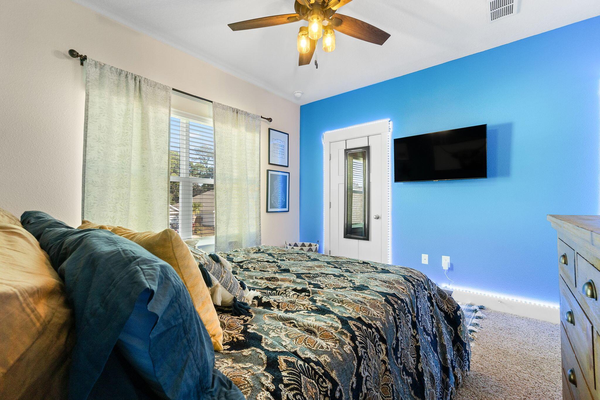 Gulf Breeze, Florida, 32563, United States, 5 Bedrooms Bedrooms, ,3 BathroomsBathrooms,Residential,For Sale,1934954