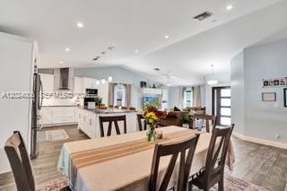 Davie, Florida, 33325, United States, 3 Bedrooms Bedrooms, ,2 BathroomsBathrooms,Residential,For Sale,2049200