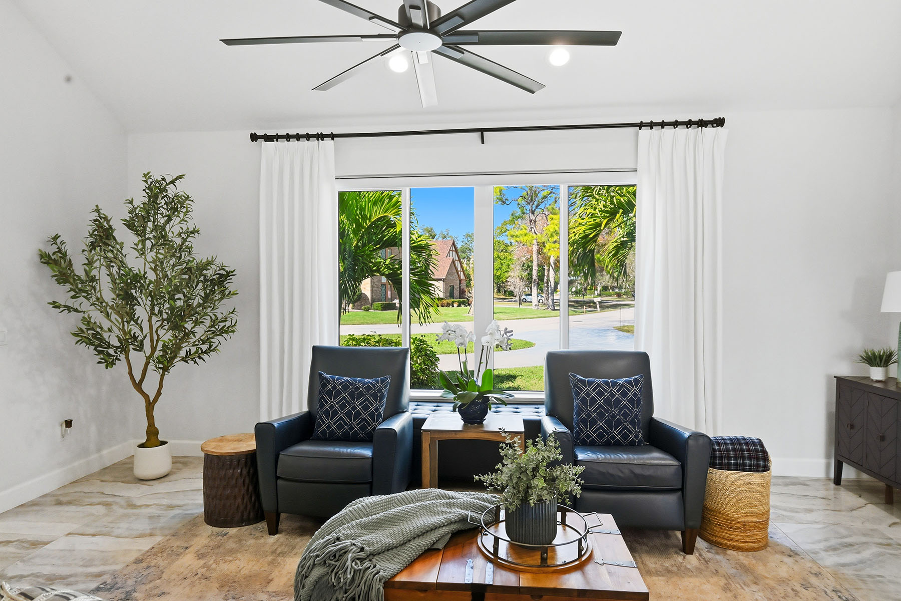  RIVERVIEW PINES - 物件實景