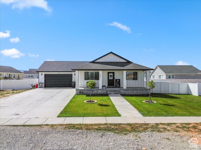 Centerfield, Utah, 84622, United States, 4 Bedrooms Bedrooms, ,3 BathroomsBathrooms,Residential,For Sale,1980838