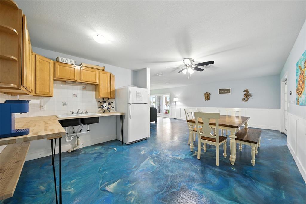 Crystal River, Florida, 34429, United States, 4 Bedrooms Bedrooms, ,3 BathroomsBathrooms,Residential,For Sale,1978566
