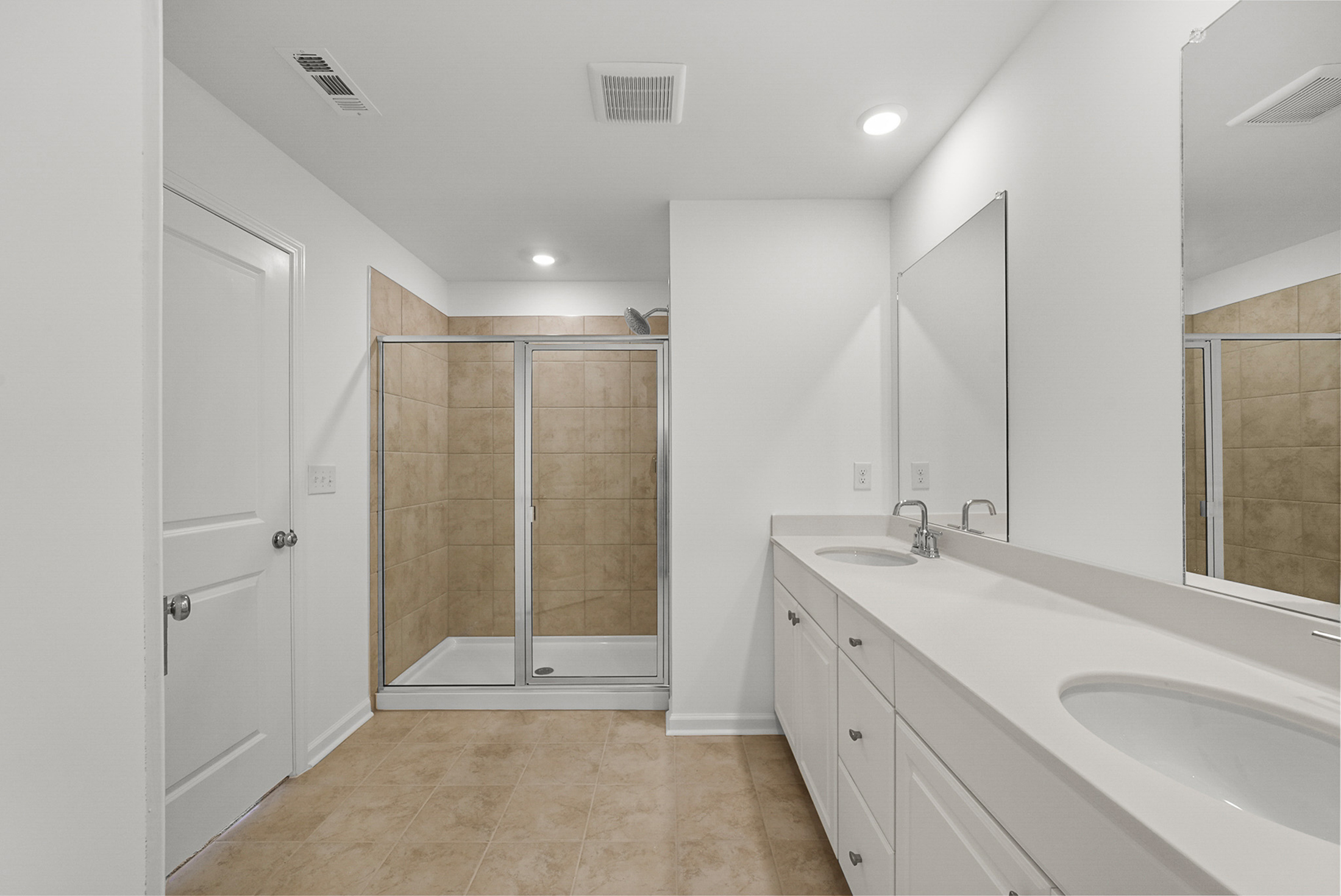  Better Than New Townhome is Ready Today - 物件實景
