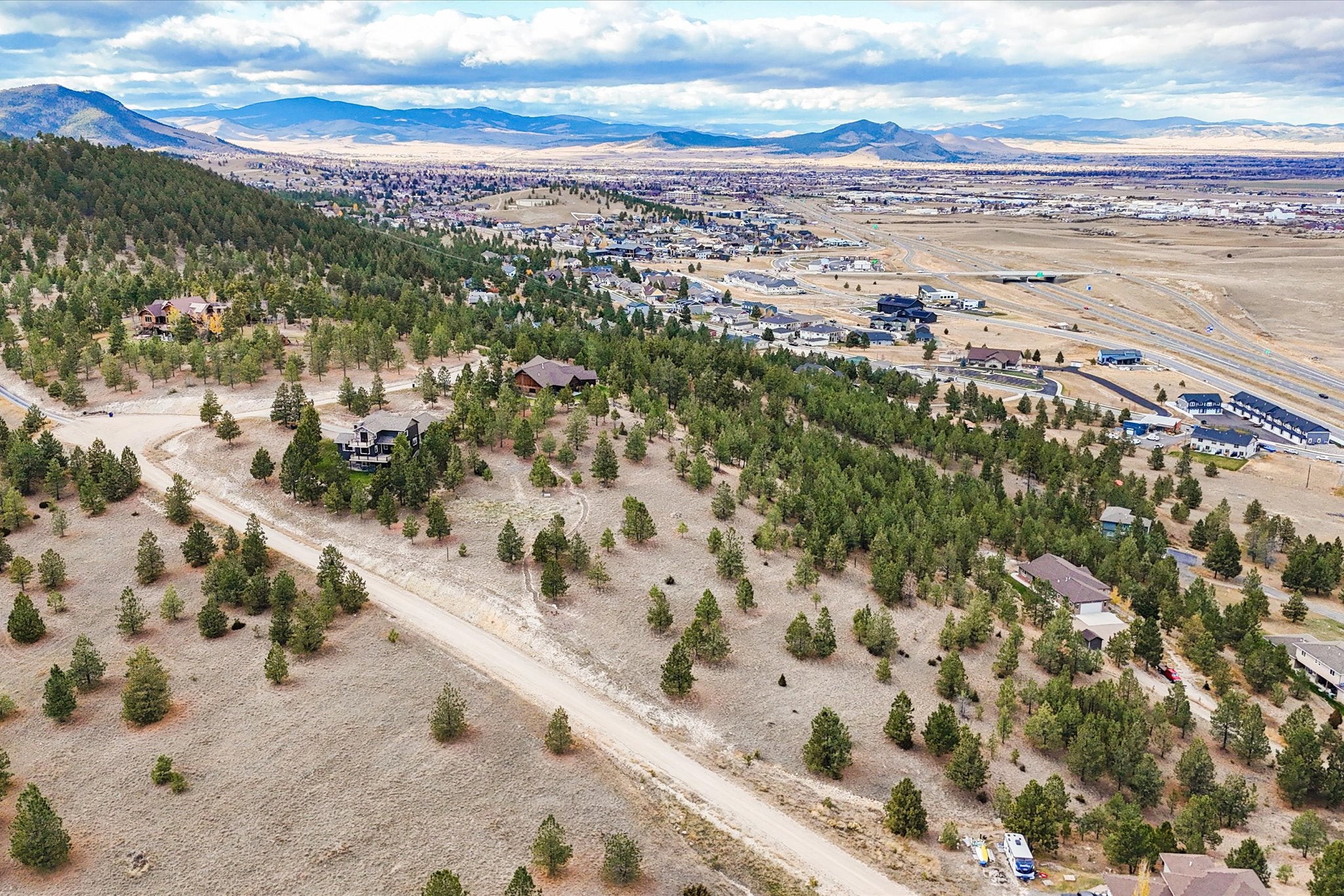 Clancy, Montana, 59634, United States, 4 Bedrooms Bedrooms, ,5 BathroomsBathrooms,Residential,For Sale,1991363