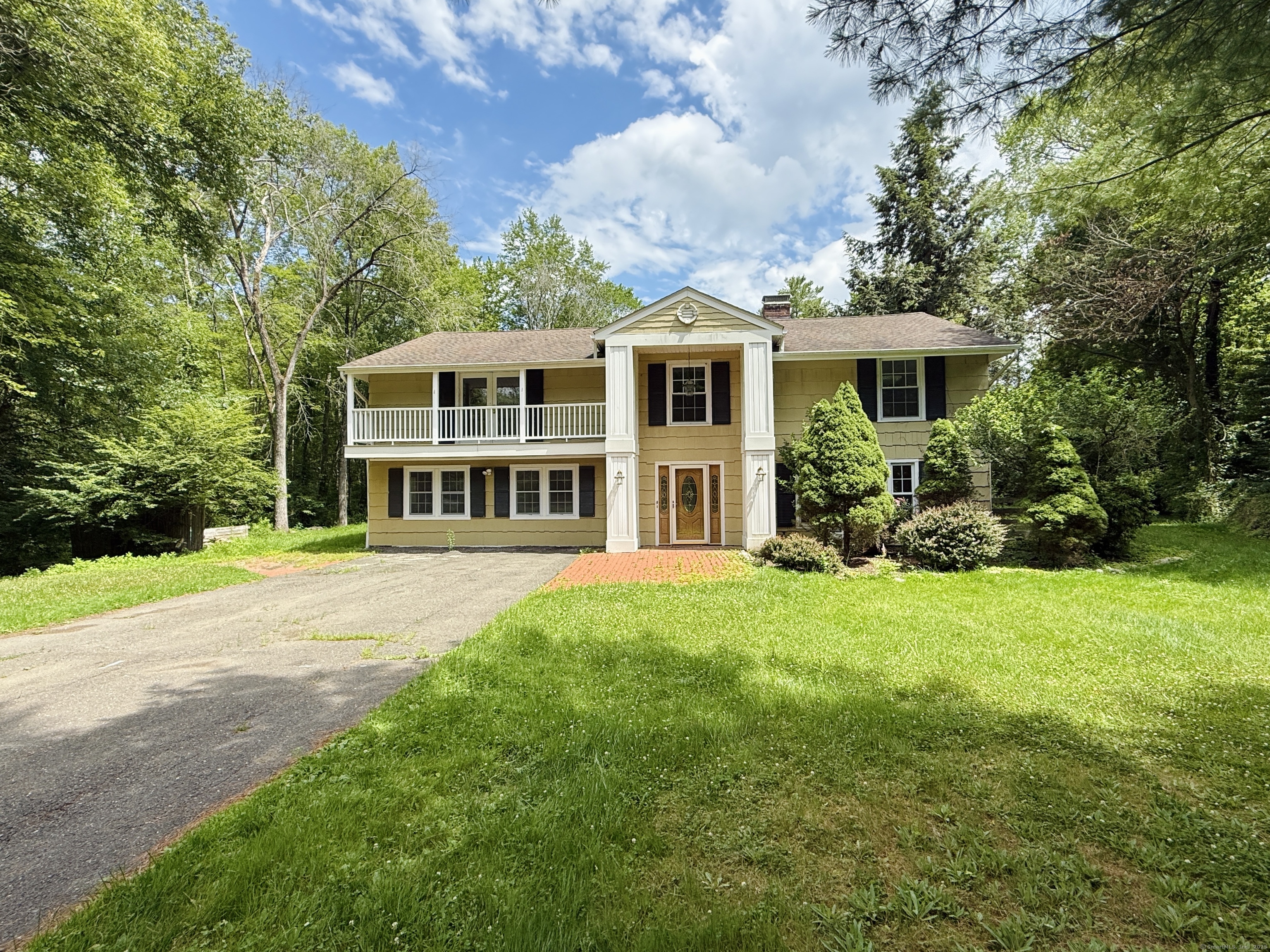 Redding, Connecticut, 06896, United States, 4 Bedrooms Bedrooms, ,2 BathroomsBathrooms,Residential,For Sale,1838062