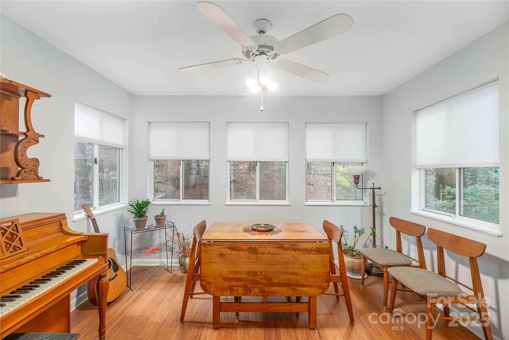Asheville, North Carolina, 28804, United States, 3 Bedrooms Bedrooms, ,3 BathroomsBathrooms,Residential,For Sale,1905556