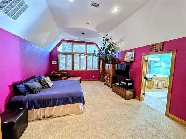 Cookson, Oklahoma, 74427, United States, 8 Bedrooms Bedrooms, ,10 BathroomsBathrooms,Residential,For Sale,1825365