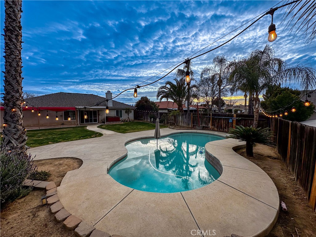 Bakersfield, California, 93312, United States, 3 Bedrooms Bedrooms, ,2 BathroomsBathrooms,Residential,For Sale,1915632