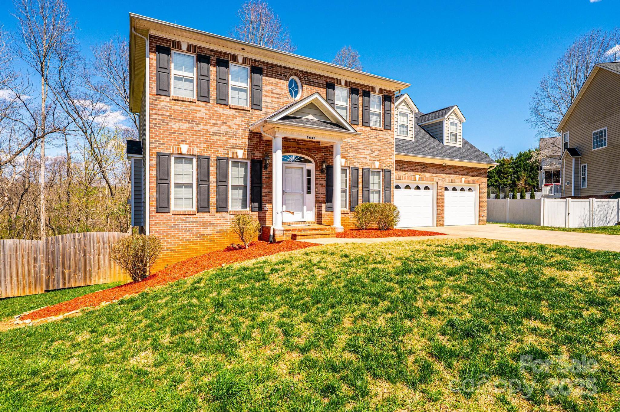 2640 Ironwood Drive, Hickory, North Carolina, 28602, United States, 4 Bedrooms Bedrooms, ,3 BathroomsBathrooms,Residential,For Sale,2640 Ironwood Drive,1635199