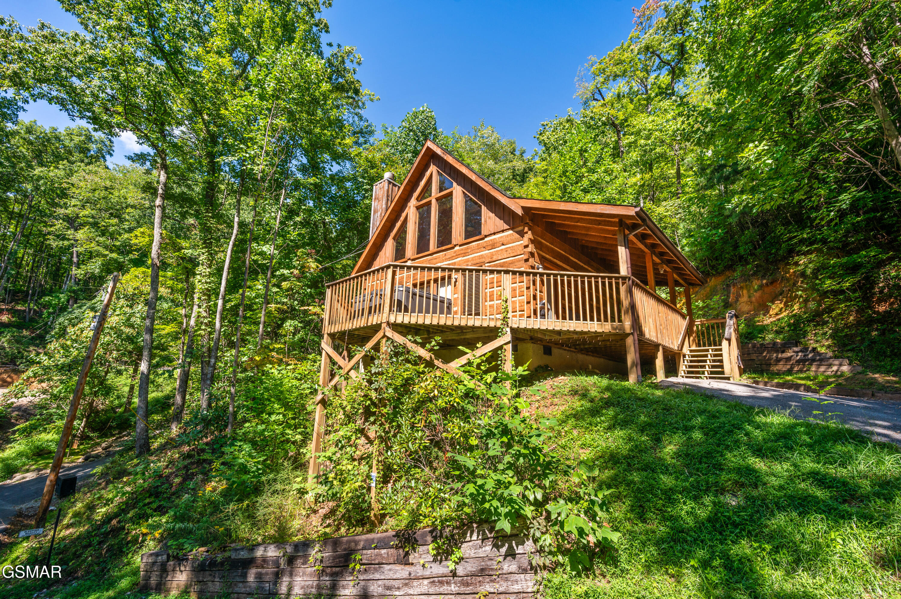 Gatlinburg, Tennessee, 37738, United States, 1 Bedroom Bedrooms, ,2 BathroomsBathrooms,Residential,For Sale,1937341