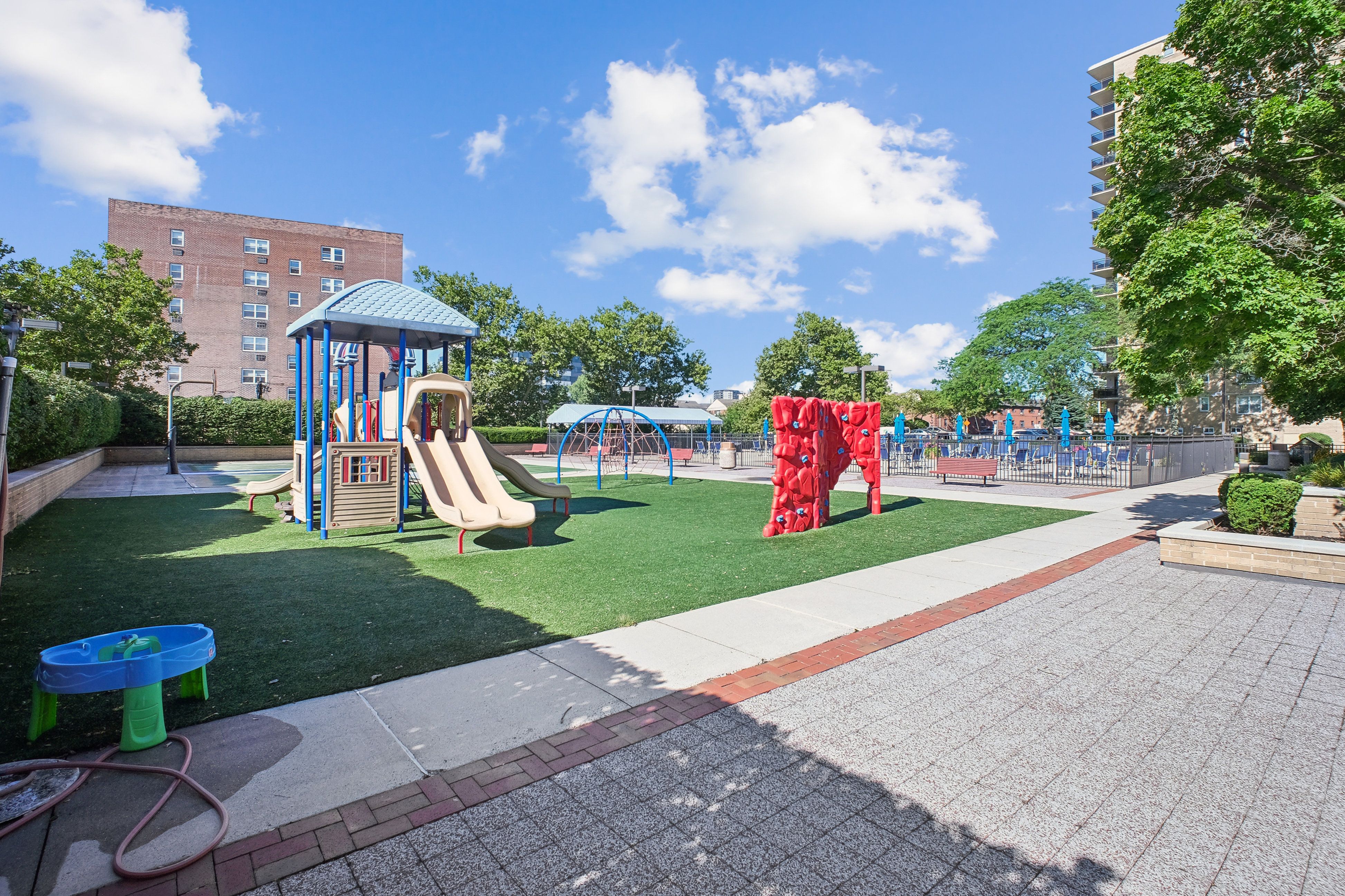  2200 North Central Road, Fort Lee, NJ 07024 - 物件實景