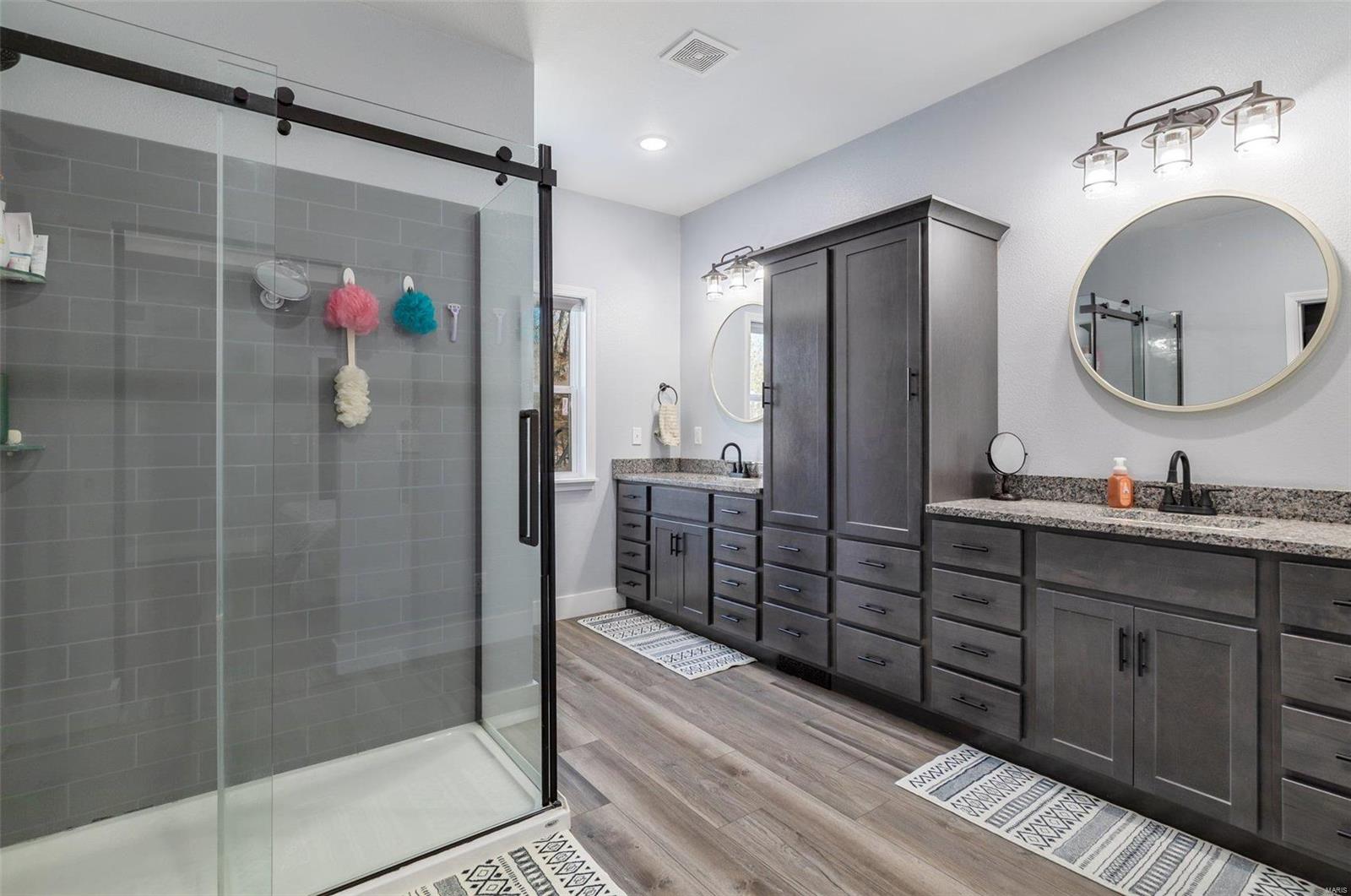 16 Chestnut Crossing, Farmington, Missouri, 63640, United States, 4 Bedrooms Bedrooms, ,3 BathroomsBathrooms,Residential,For Sale,16 Chestnut Crossing,1610348