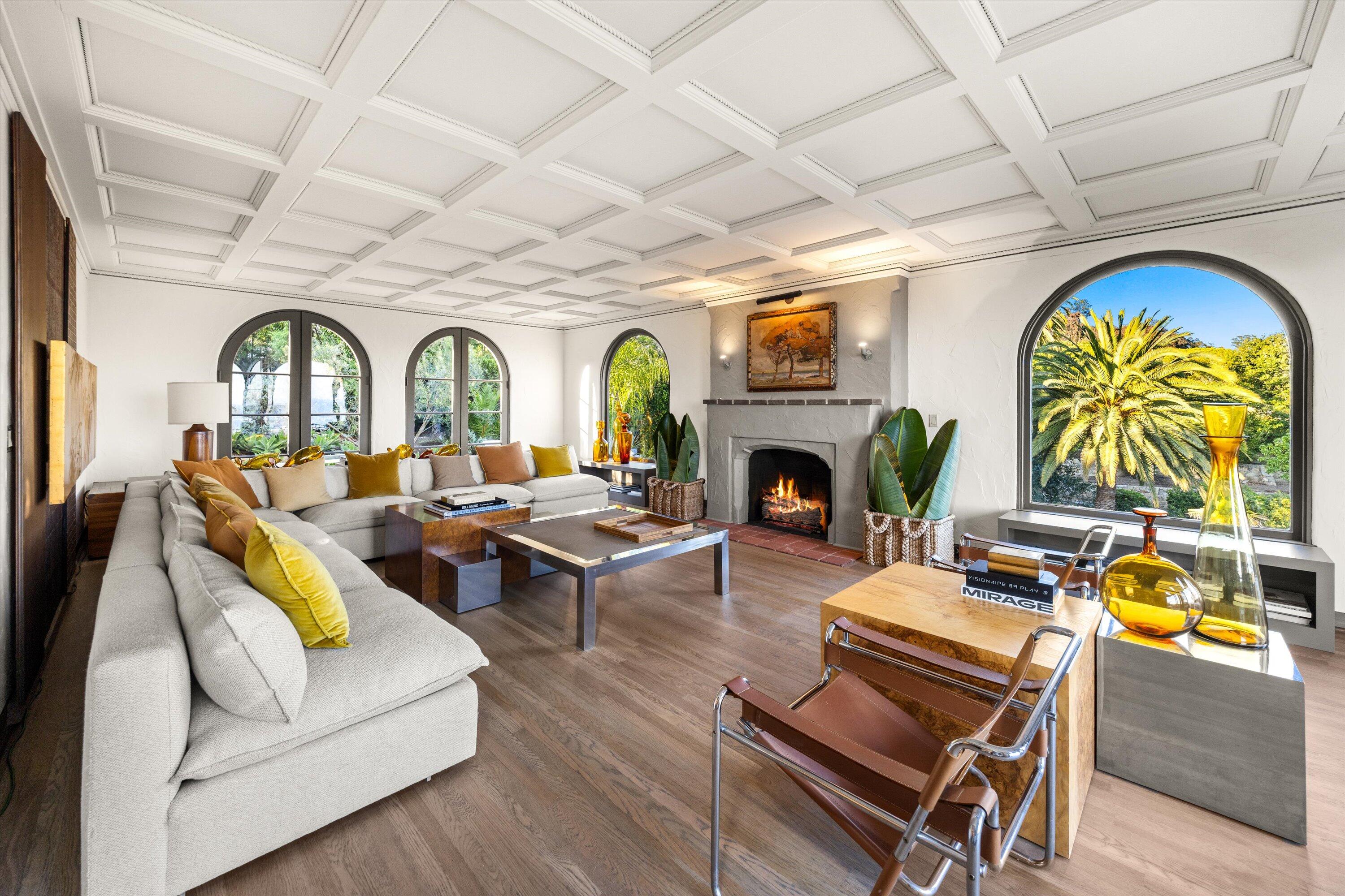 Santa Barbara, California, 93103, United States, 5 Bedrooms Bedrooms, ,5 BathroomsBathrooms,Residential,For Sale,1910824